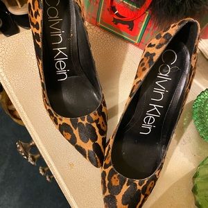 Calvin Klein Animal print calf hide heels 👠